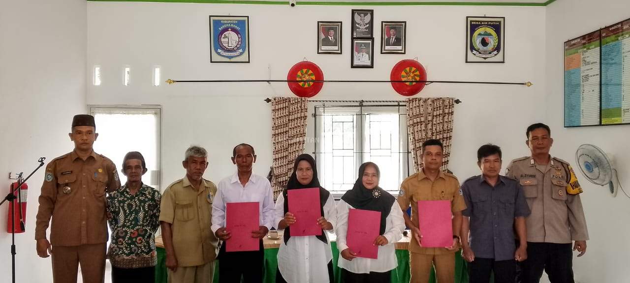 Pelantikan ketua RT Dusun II Kemang Masam Desa Air Putih